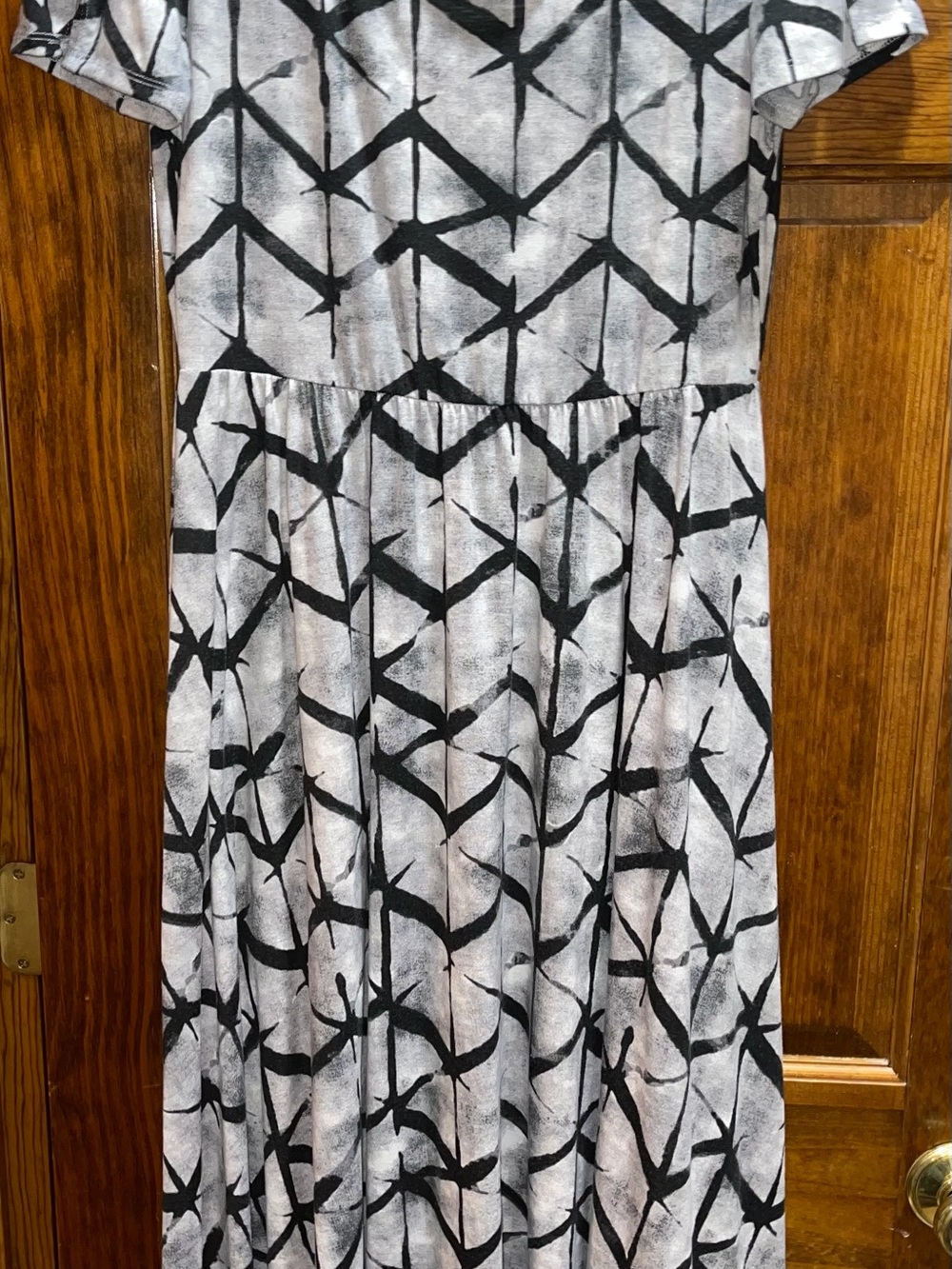 LuLaRoe Black and White Abstract Print Dress